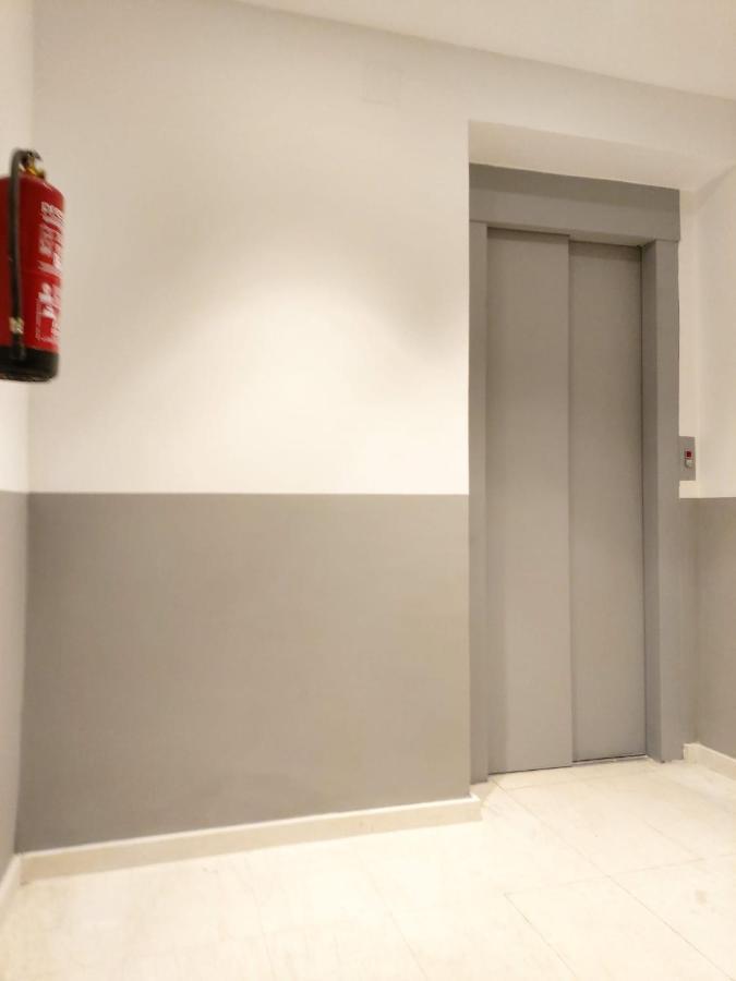 Apartamento Nuevo Y Reformado Al Lado De La Gran Via Madrilena Экстерьер фото